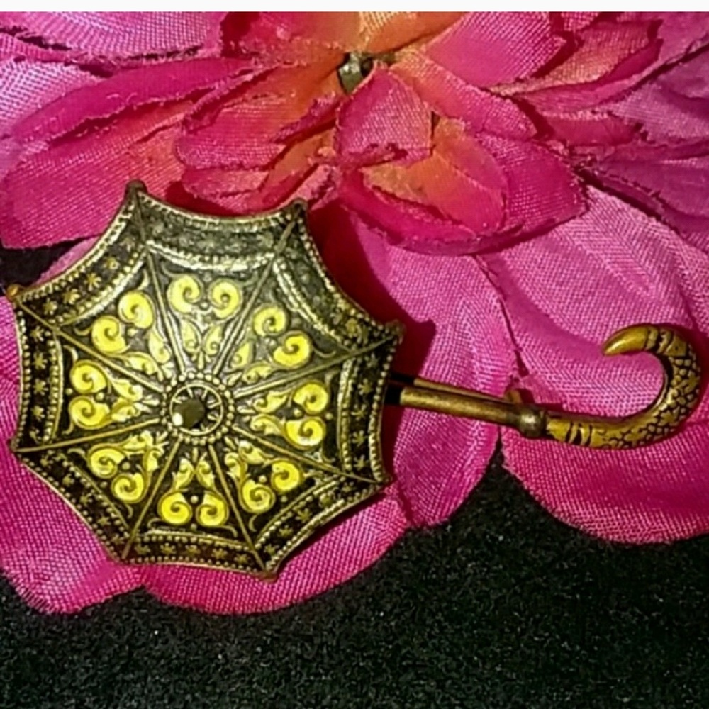💥RARE VICTORIAN MEMORIAL BROOCH /Generation pieces to pass down